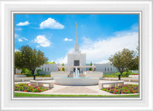 Load image into Gallery viewer, Denver Daytime Fountain
