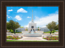 Load image into Gallery viewer, Denver Daytime Fountain
