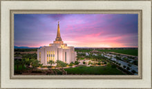 Load image into Gallery viewer, Gilbert Pink Sunrise
