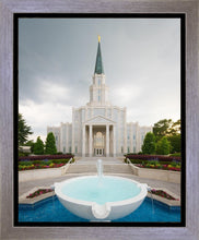 Load image into Gallery viewer, Houston Stormy Fountain
