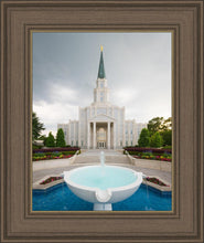 Load image into Gallery viewer, Houston Stormy Fountain
