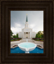 Load image into Gallery viewer, Houston Stormy Fountain
