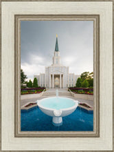 Load image into Gallery viewer, Houston Stormy Fountain

