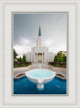 Load image into Gallery viewer, Houston Stormy Fountain
