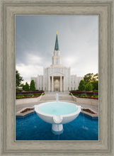 Load image into Gallery viewer, Houston Stormy Fountain
