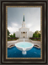 Load image into Gallery viewer, Houston Stormy Fountain
