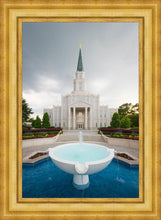 Load image into Gallery viewer, Houston Stormy Fountain
