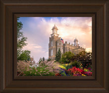 Load image into Gallery viewer, Logan Sunset

