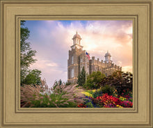 Load image into Gallery viewer, Logan Sunset
