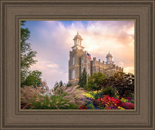 Load image into Gallery viewer, Logan Sunset
