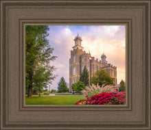 Load image into Gallery viewer, Logan Sunset Pano
