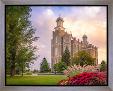 Load image into Gallery viewer, Logan Sunset Pano
