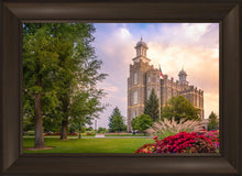 Load image into Gallery viewer, Logan Sunset Pano
