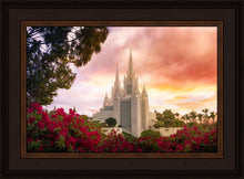 Load image into Gallery viewer, San Diego Flowers
