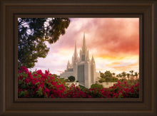 Load image into Gallery viewer, San Diego Flowers

