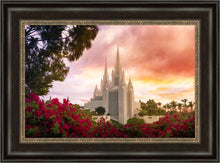 Load image into Gallery viewer, San Diego Flowers
