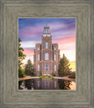 Load image into Gallery viewer, Logan Front
