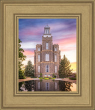 Load image into Gallery viewer, Logan Front
