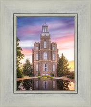 Load image into Gallery viewer, Logan Front
