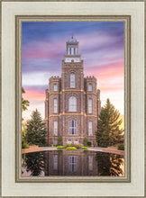 Load image into Gallery viewer, Logan Front
