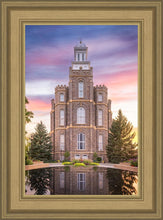 Load image into Gallery viewer, Logan Front

