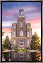 Load image into Gallery viewer, Logan Front
