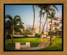 Load image into Gallery viewer, Kona Temple Grounds
