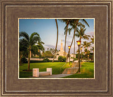 Load image into Gallery viewer, Kona Temple Grounds
