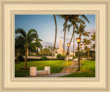 Load image into Gallery viewer, Kona Temple Grounds
