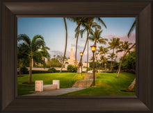 Load image into Gallery viewer, Kona Temple Grounds
