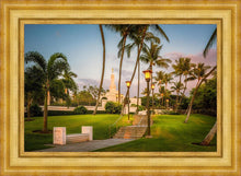 Load image into Gallery viewer, Kona Temple Grounds
