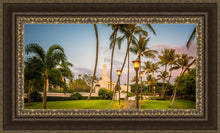 Load image into Gallery viewer, Kona Temple Grounds
