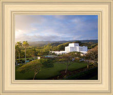 Load image into Gallery viewer, Laie Island Glow
