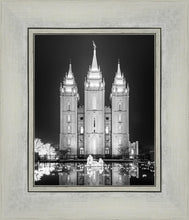 Load image into Gallery viewer, Salt Lake Nativity
