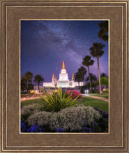 Load image into Gallery viewer, Oakland Starry Eyed

