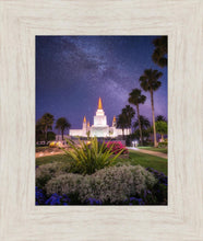 Load image into Gallery viewer, Oakland Starry Eyed
