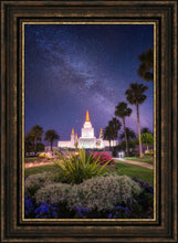 Load image into Gallery viewer, Oakland Starry Eyed
