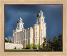 Load image into Gallery viewer, Manti - Stormy Skies
