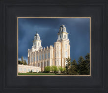Load image into Gallery viewer, Manti - Stormy Skies
