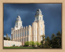 Load image into Gallery viewer, Manti - Stormy Skies
