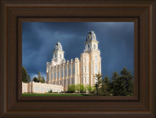 Load image into Gallery viewer, Manti - Stormy Skies
