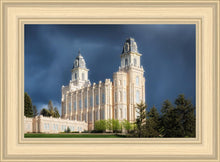Load image into Gallery viewer, Manti - Stormy Skies
