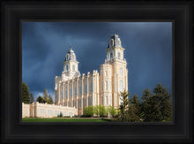 Load image into Gallery viewer, Manti - Stormy Skies

