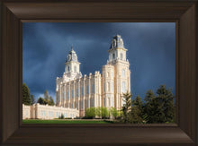 Load image into Gallery viewer, Manti - Stormy Skies
