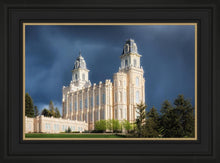 Load image into Gallery viewer, Manti - Stormy Skies

