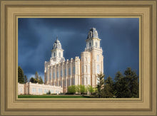 Load image into Gallery viewer, Manti - Stormy Skies

