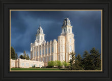Load image into Gallery viewer, Manti - Stormy Skies
