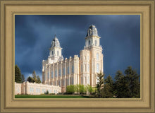 Load image into Gallery viewer, Manti - Stormy Skies
