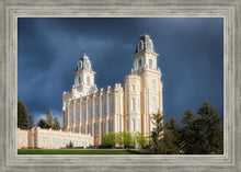 Load image into Gallery viewer, Manti - Stormy Skies
