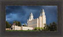Load image into Gallery viewer, Manti - Stormy Skies

